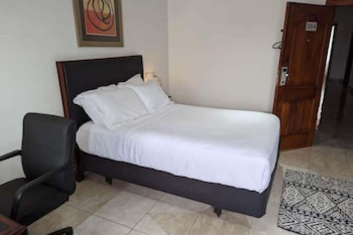 Room 18 of 45