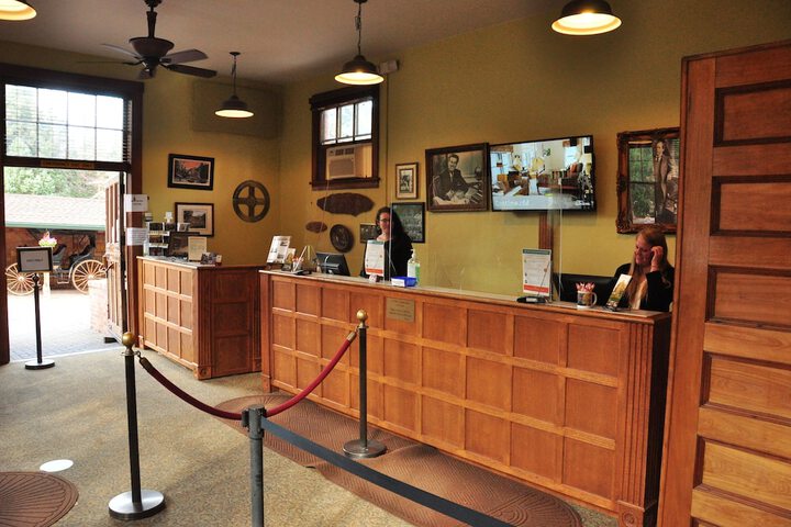 Hotel Interior 3 of 87