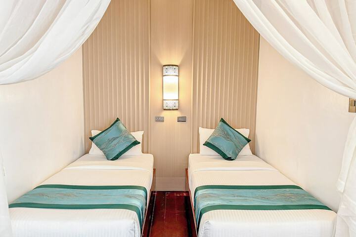 Room 14 of 29