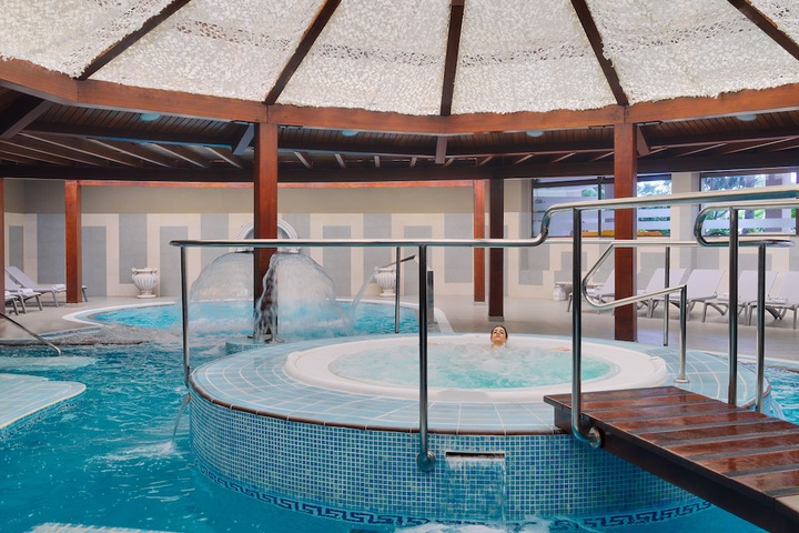Relaxing Spa