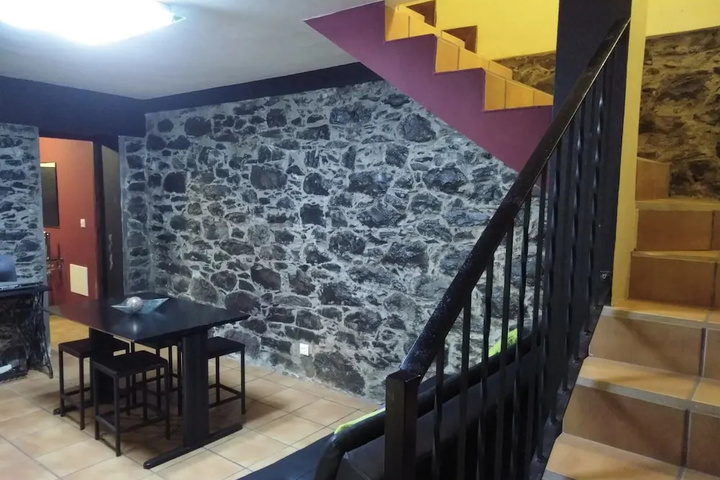 Room 12 of 21