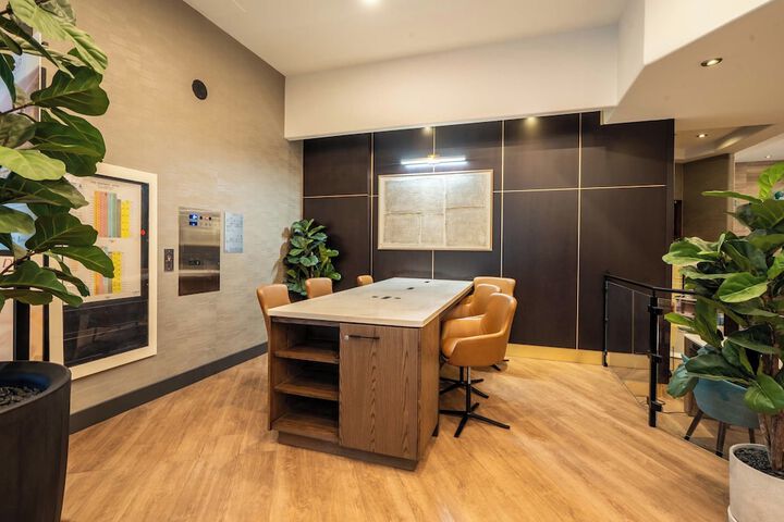 Guest Lobby