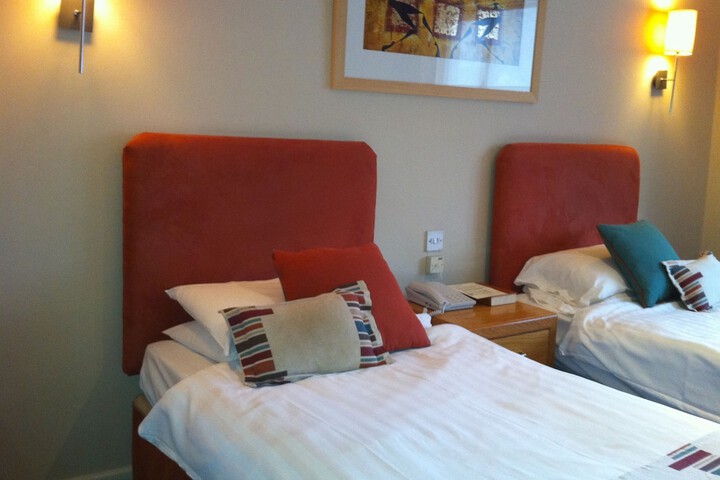Room 8 of 40