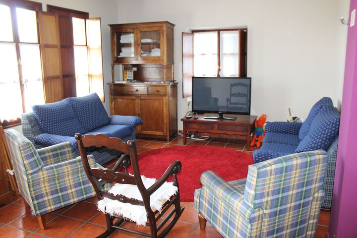 Room 32 of 59