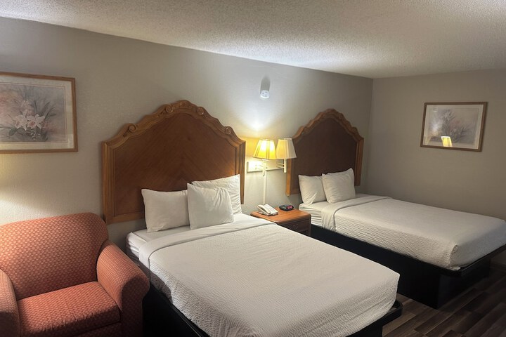 Room 12 of 15