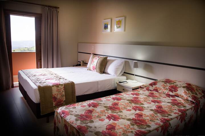 Room 6 of 40