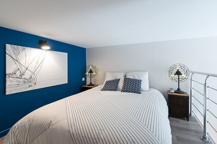 Room 5 of 23