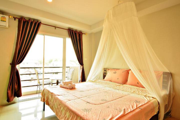 Be Rich Hotel