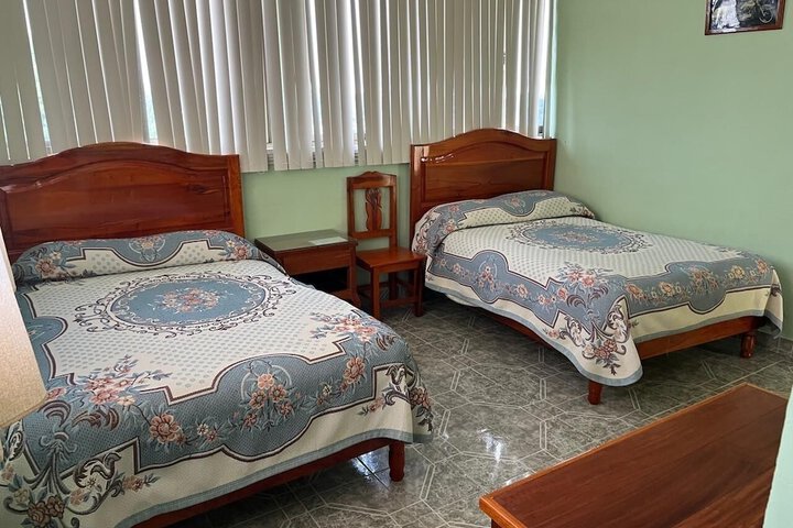 Room 3 of 9