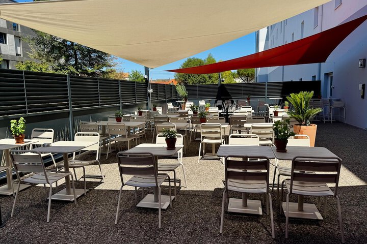 Terrace/Patio 63 of 64