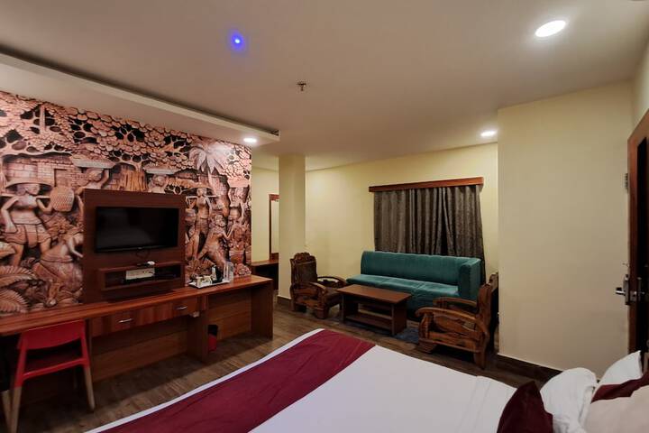 Room 7 of 18