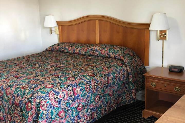 Room 20 of 34