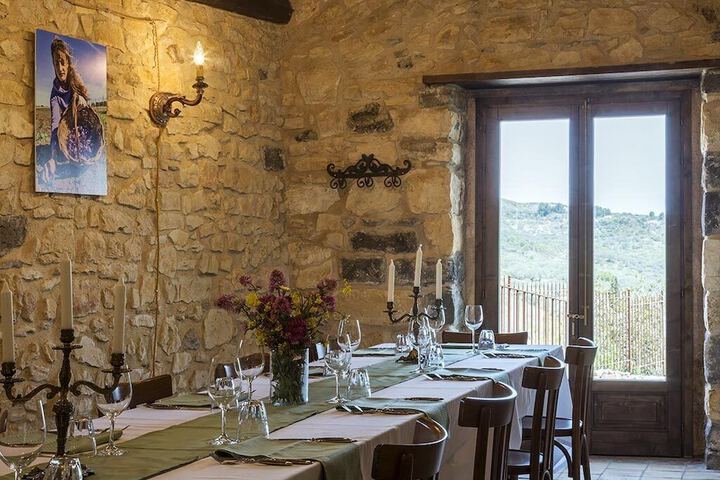 Dining 77 of 101