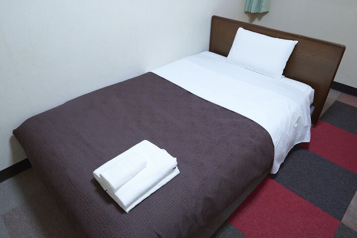 Room 8 of 46