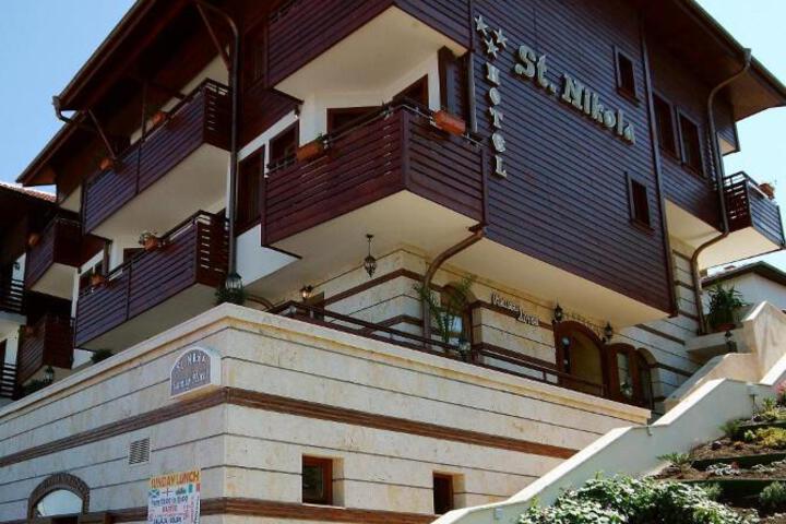 Family Hotel Saint Nikola