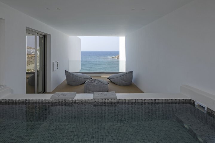 Pool 32 of 55