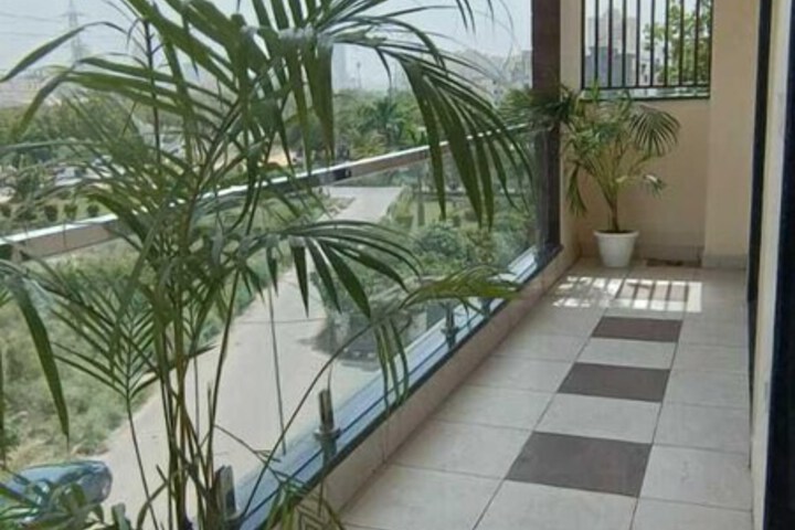 Terrace/Patio 8 of 17