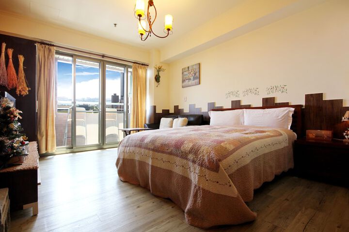 Room 3 of 45