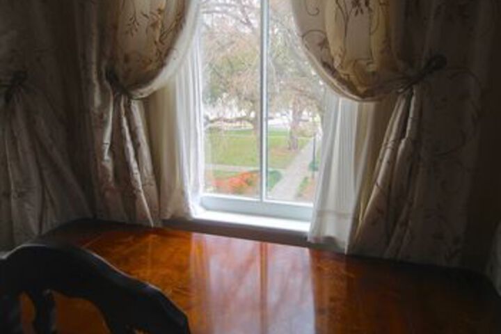 Room 72 of 137