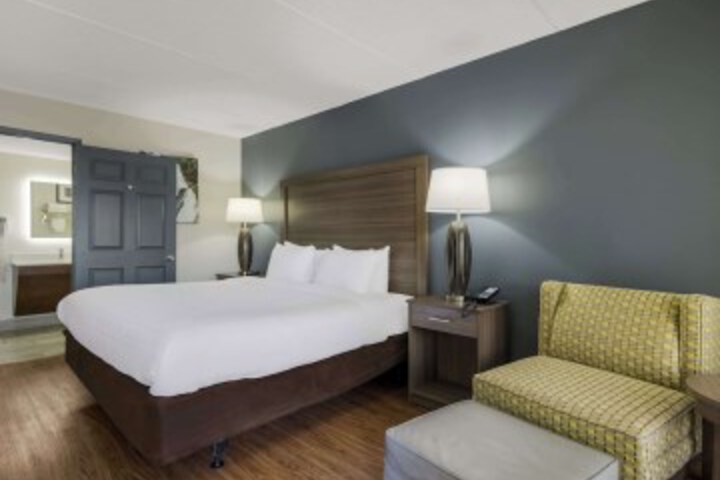 Room 13 of 45