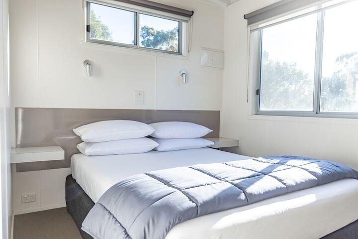 Room 15 of 125