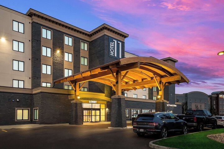 Hotel 85 of 88