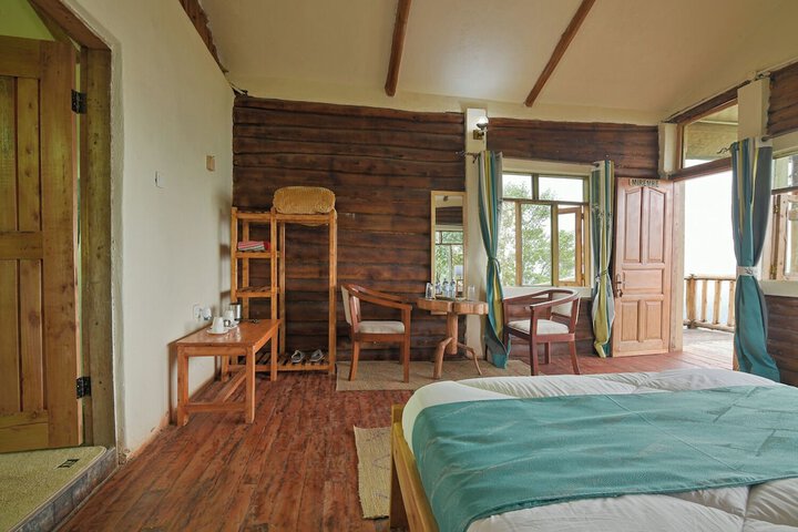 Room 9 of 76
