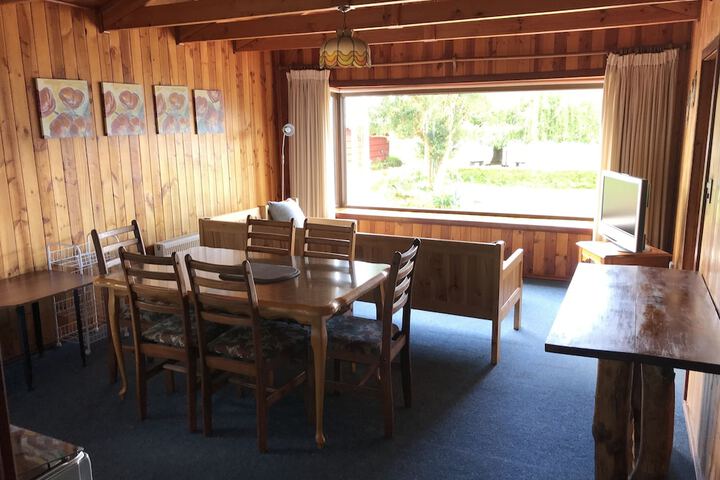 Room 12 of 32