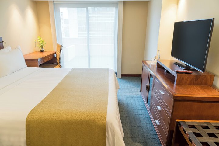 Room 14 of 88