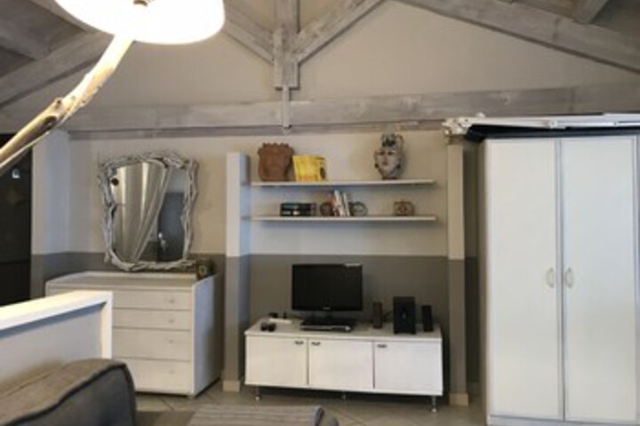 Room 28 of 55