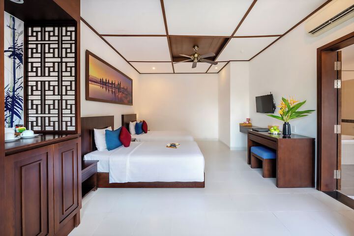 Room 14 of 52