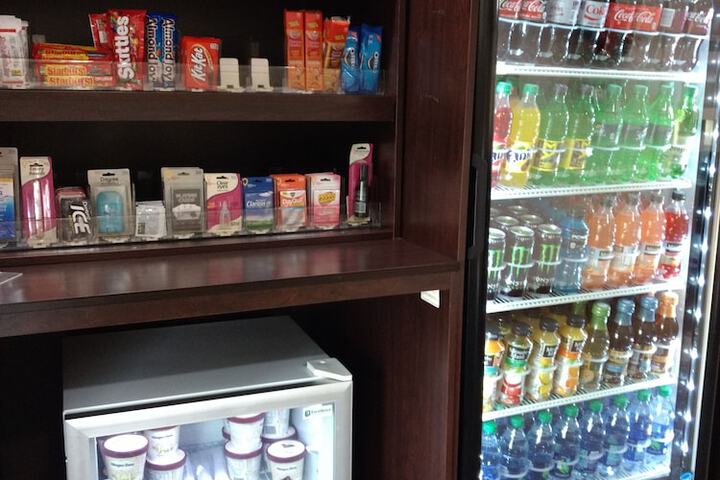 Snack bar