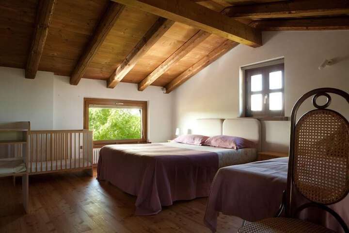 Room 3 of 24