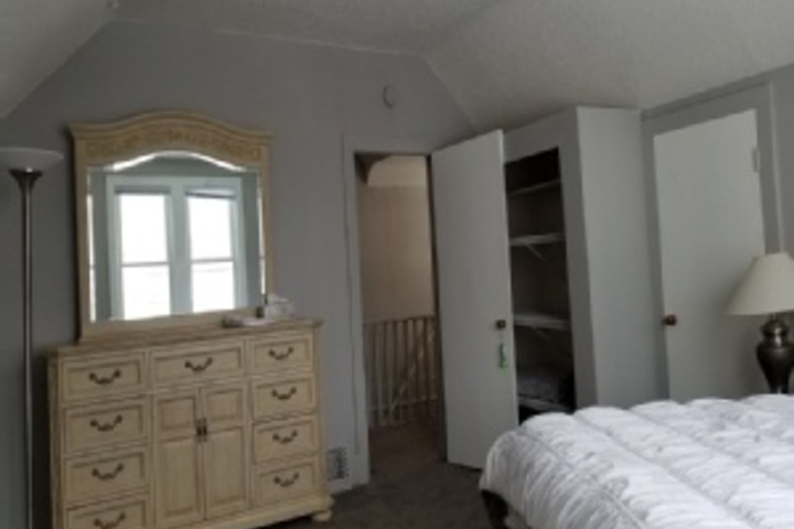Room 45 of 132