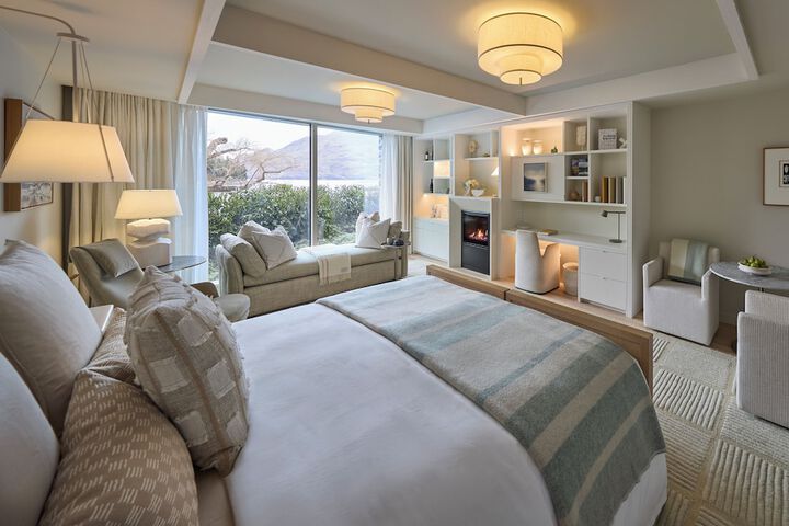 Room 5 of 20