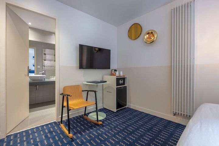 Room 48 of 89