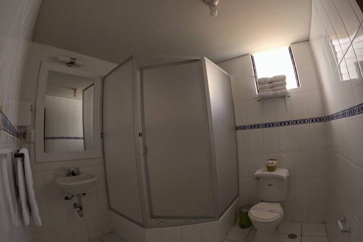 Room 14 of 20
