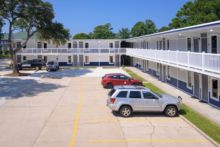 Property Grounds 31 of 35