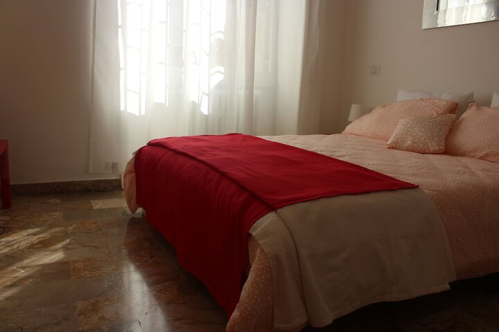 Room 13 of 40