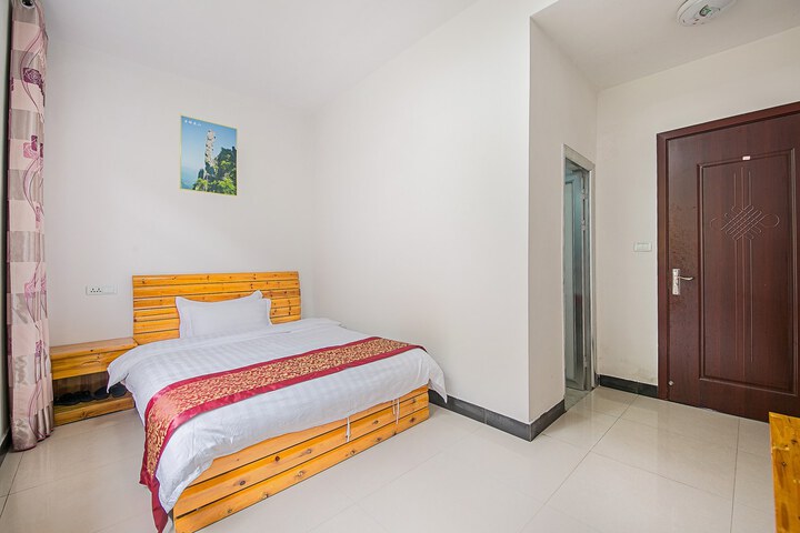 Boyue Hotel