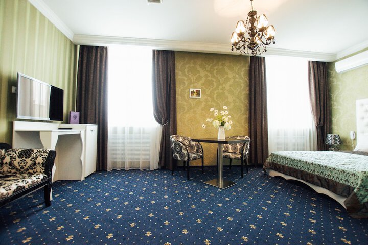 Room 14 of 52