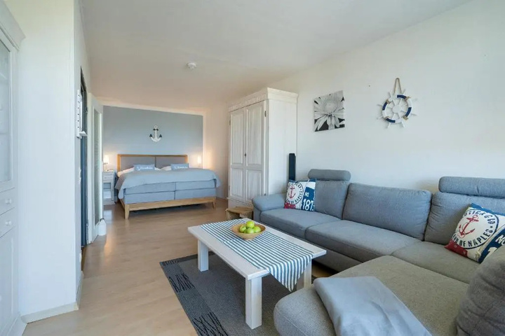 Room 2 of 19