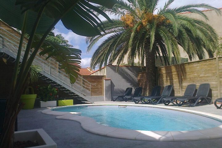 Pool 37 of 49