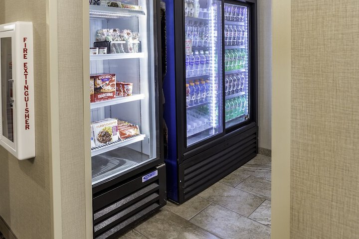 Snack bar