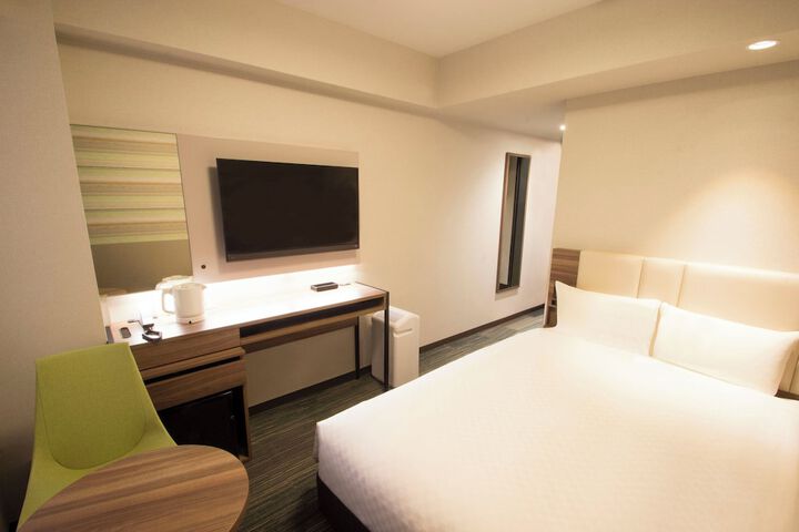 Room 10 of 63