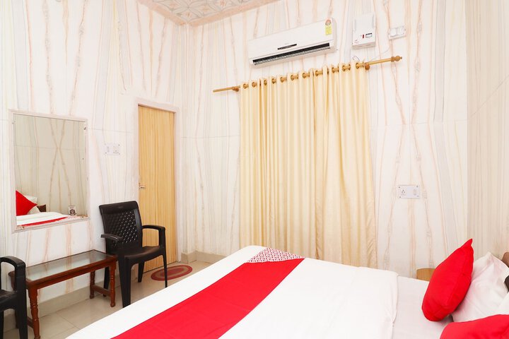 Room 18 of 24