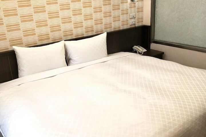 Room 35 of 78
