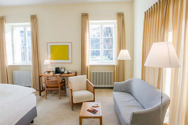 Room 9 of 51
