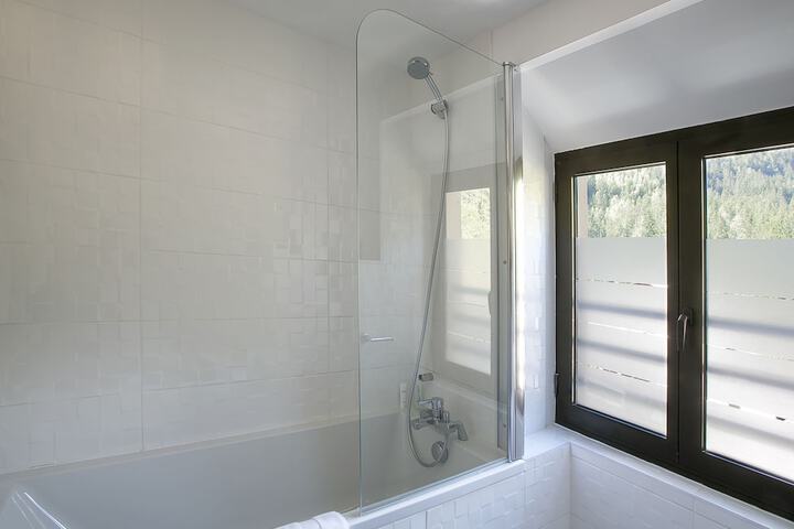 Bath Interior