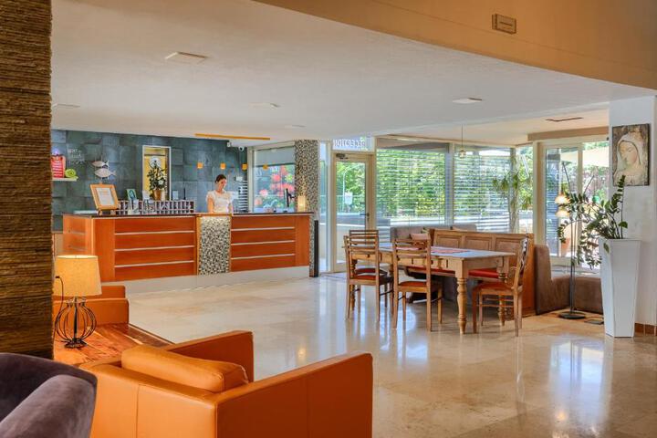 Lobby Entry